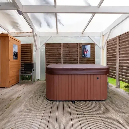 Spacieuse A Avec Piscine Et Jacuzzi Villa Plouharnel